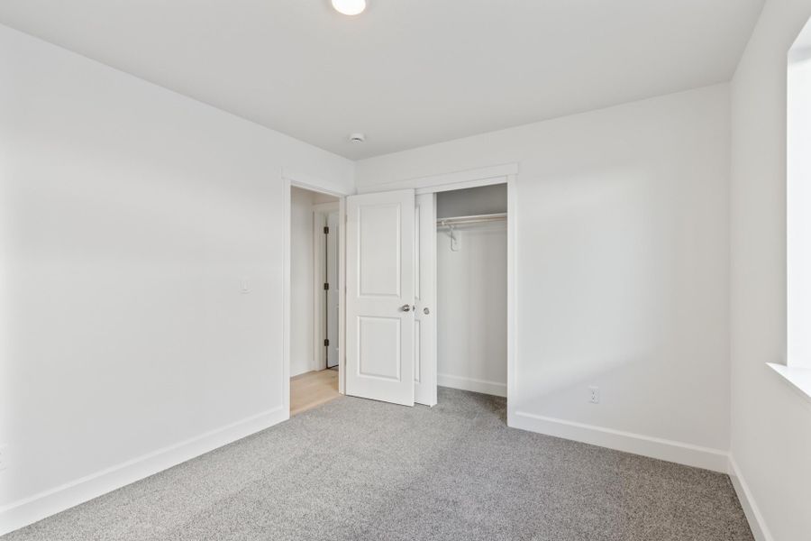 Spacious, unfurnished interior of a new home in Feather Ridge, Redmond (Image 15). Spacious, unfurnished interior of a new home in Feather Ridge, Redmond (Image 15).