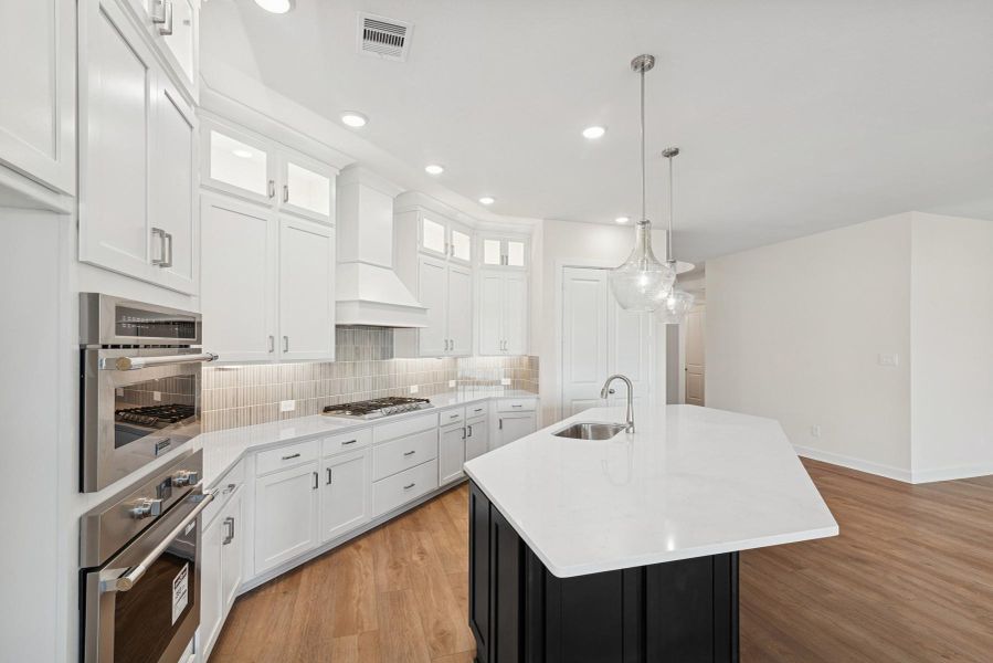 Furnished interior view inside a new home in The Highlands 55' - Encore Collection, Porter (Image 5). Furnished interior view inside a new home in The Highlands 55' - Encore Collection, Porter (Image 5).