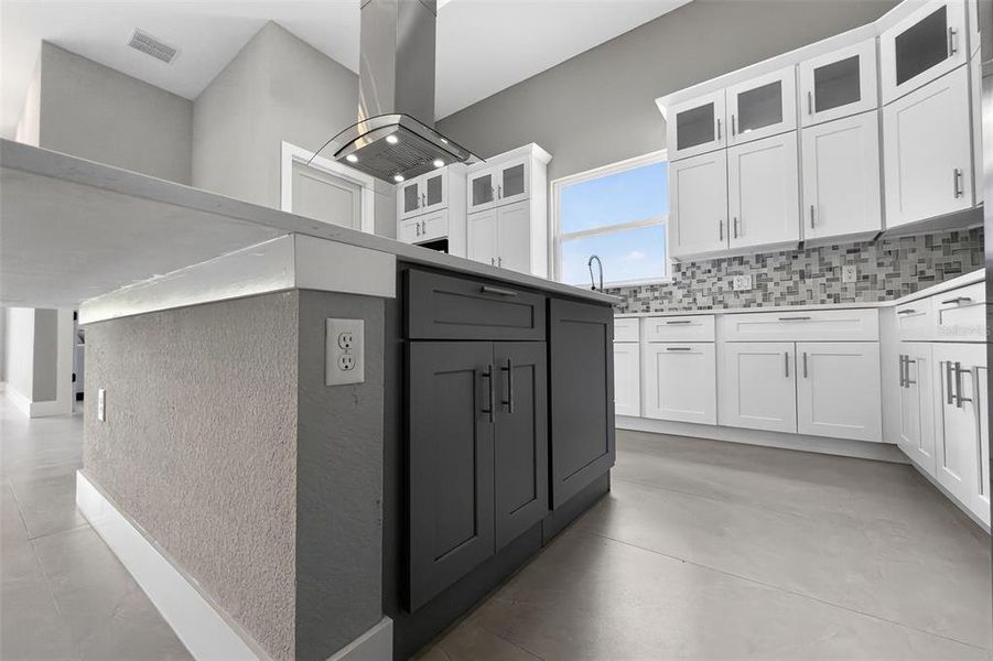 Furnished interior view inside a new home in , Port Charlotte (Image 7).