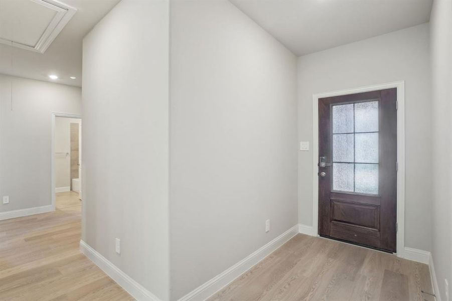 Photo is not of the actual home, but is an inspirational photo of builder’s model home and may depict options, furnishings, and/or decorator features that are not included. Photo is not of the actual home, but is an inspirational photo of builder’s model home and may depict options, furnishings, and/or decorator features that are not included.