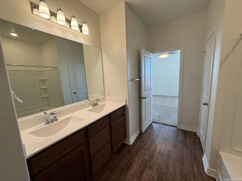 Furnished interior view inside a new home in Legend Point, New Braunfels (Image 11).