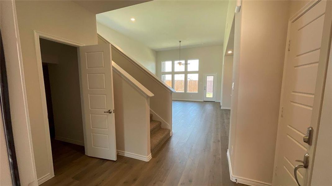Spacious, unfurnished interior of a new home in Elevon, Lavon (Image 15). Spacious, unfurnished interior of a new home in Elevon, Lavon (Image 15).