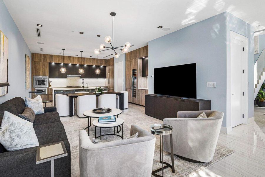 008-914PalmTrail-DelrayBeach-FL-33483-SM