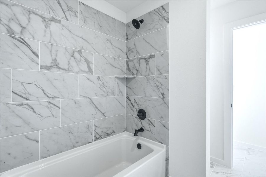 Image 39 of a home in Foxtail Palms.
