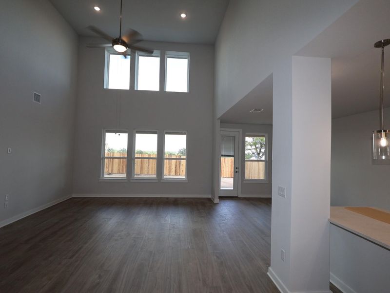 Spacious, unfurnished interior of a new home in Edgewood, Leander (Image 15). Spacious, unfurnished interior of a new home in Edgewood, Leander (Image 15).