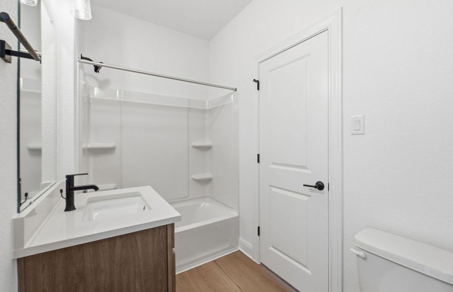 Furnished interior view inside a new home in Horizon Lake, Leander (Image 11). Furnished interior view inside a new home in Horizon Lake, Leander (Image 11).