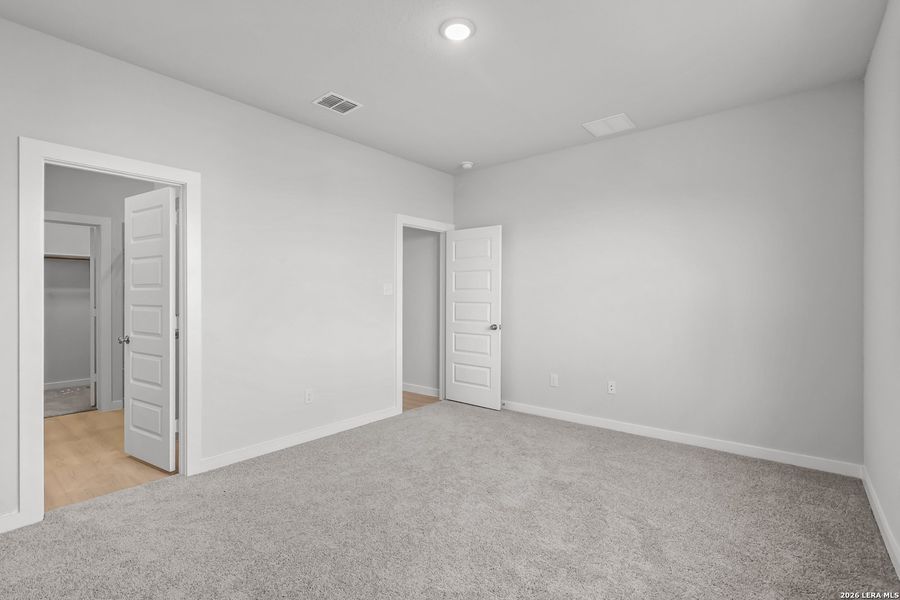 Spacious, unfurnished interior of a new home in Hacienda, San Antonio (Image 24). Spacious, unfurnished interior of a new home in Hacienda, San Antonio (Image 24).