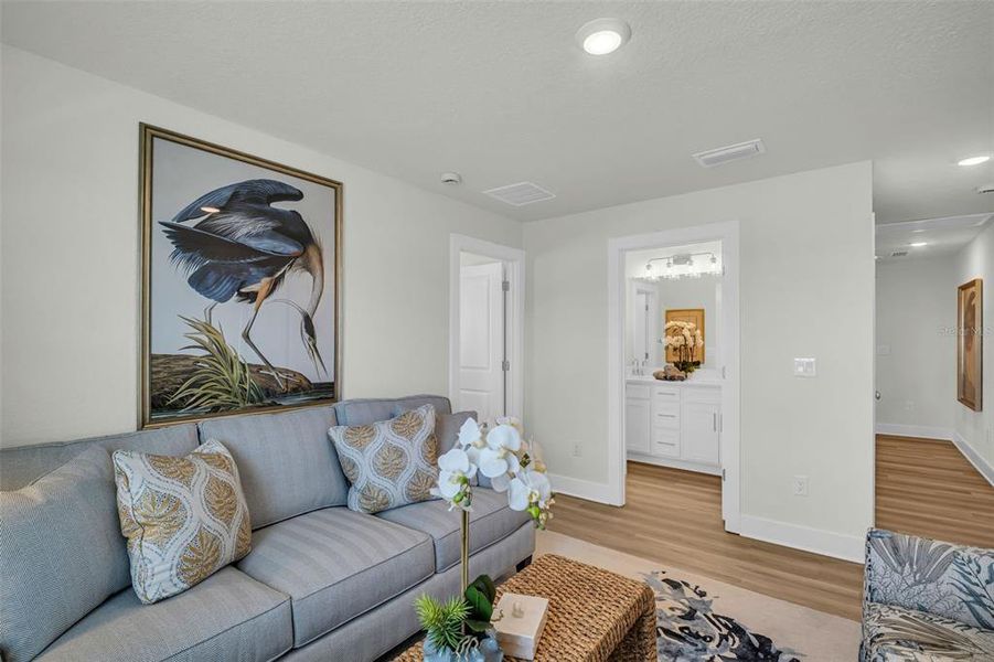 Furnished interior view inside a new home in , Hudson (Image 33).