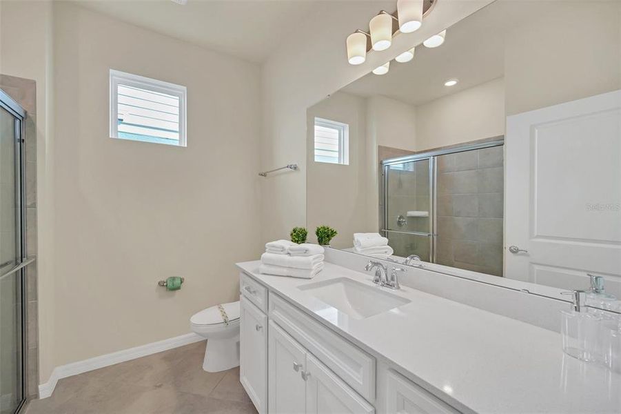 Furnished interior view inside a new home in , Clermont (Image 31).