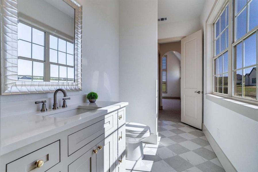 Furnished interior view inside a new home in , Joshua (Image 26).