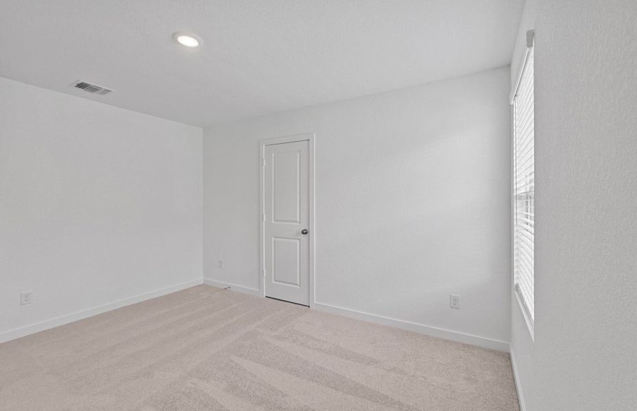 Spacious, unfurnished interior of a new home in Sonterra, Jarrell (Image 11). Spacious, unfurnished interior of a new home in Sonterra, Jarrell (Image 11).