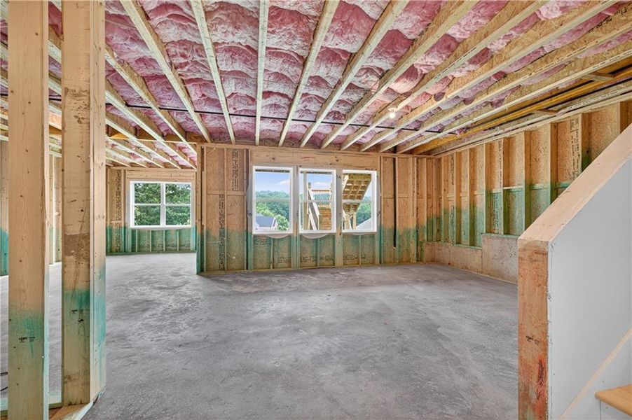 Spacious, unfurnished interior of a new home in , Jefferson (Image 49).