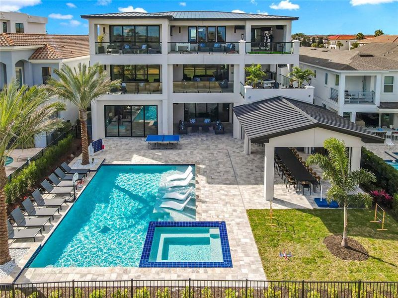 Condo located in Reunion, FL showcasing its design and architecture (Image 6). Condo located in Reunion, FL showcasing its design and architecture (Image 6).