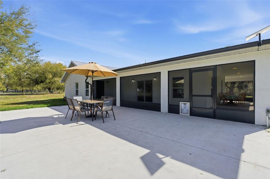 Exterior details and patio area of a home in , Arcadia (Image 24).