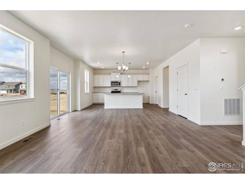 Spacious, unfurnished interior of a new home in Ridge at Johnstown, Johnstown (Image 16).