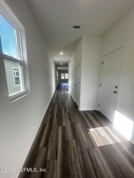 Spacious, unfurnished interior of a new home in , Palm Coast (Image 9).