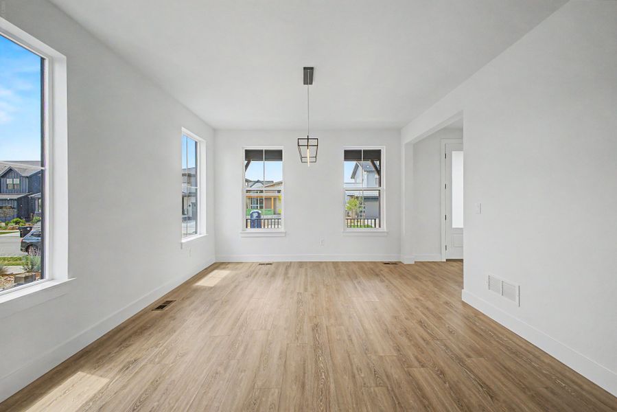 Spacious, unfurnished interior of a new home in West Grange, Longmont (Image 13). Spacious, unfurnished interior of a new home in West Grange, Longmont (Image 13).