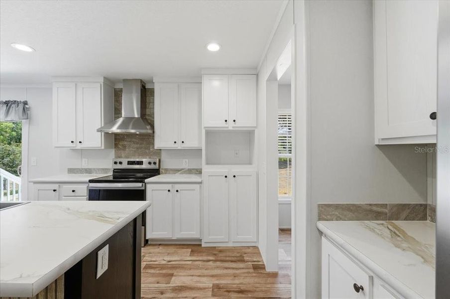 Furnished interior view inside a new home in , Zephyrhills (Image 10).