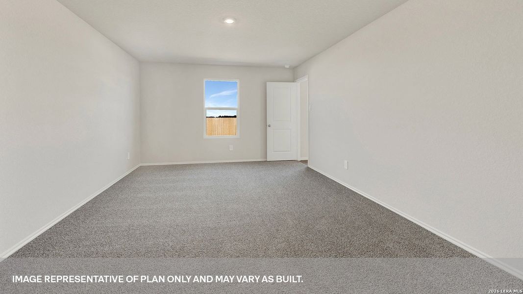 Spacious, unfurnished interior of a new home in Swenson Heights, Seguin (Image 11).