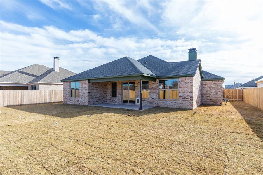 Exterior details and patio area of a home in , Abilene (Image 4).