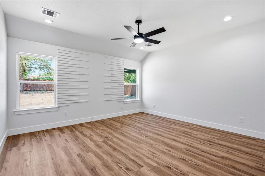 Spacious, unfurnished interior of a new home in , White Settlement (Image 18).