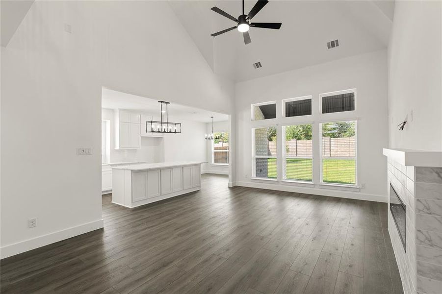 Furnished interior view inside a new home in Brookfield, Melissa (Image 7). Furnished interior view inside a new home in Brookfield, Melissa (Image 7).