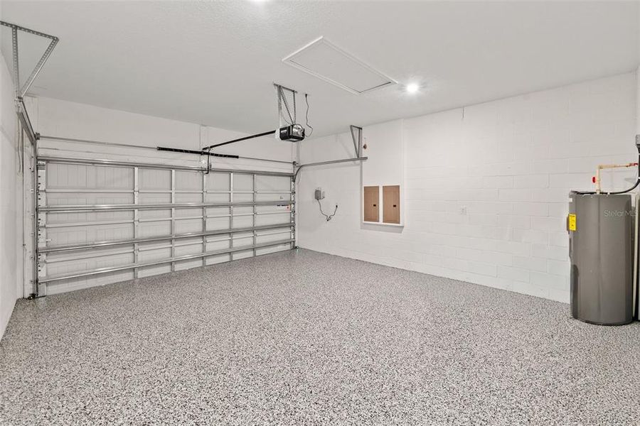Spacious, unfurnished interior of a new home in , St. Petersburg (Image 21).