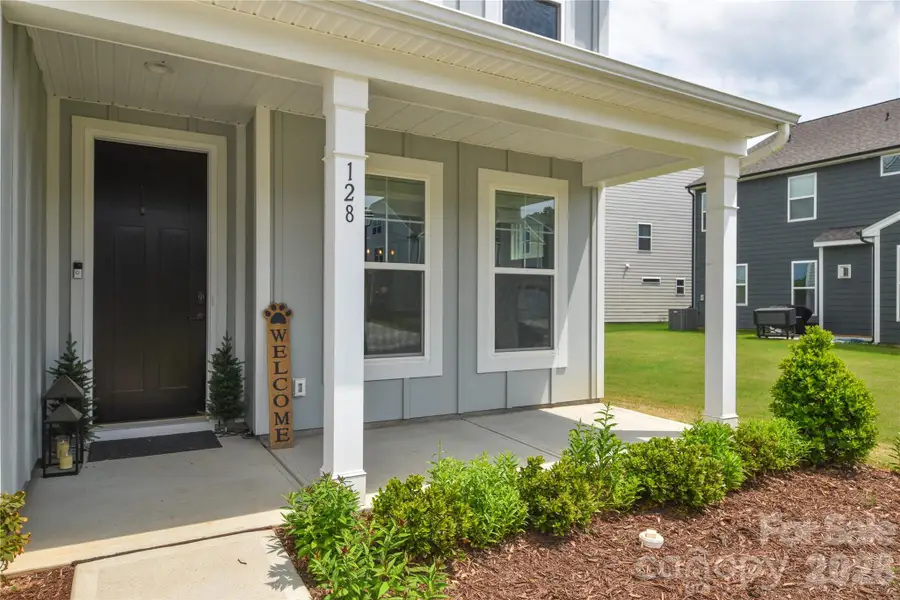 Exterior details and patio area of a home in Summerlin, Mooresville (Image 4).
