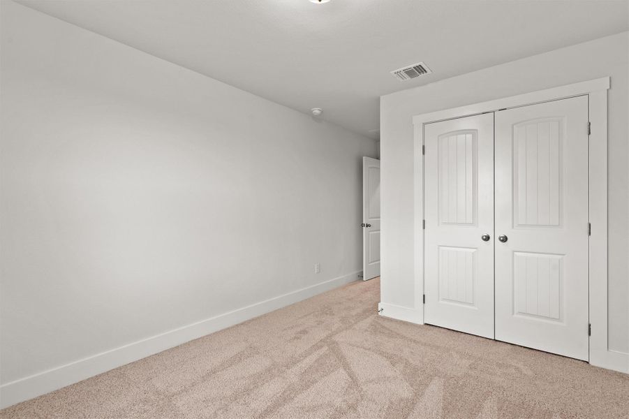 Spacious, unfurnished interior of a new home in Enclave at Cele, Pflugerville (Image 27). Spacious, unfurnished interior of a new home in Enclave at Cele, Pflugerville (Image 27).