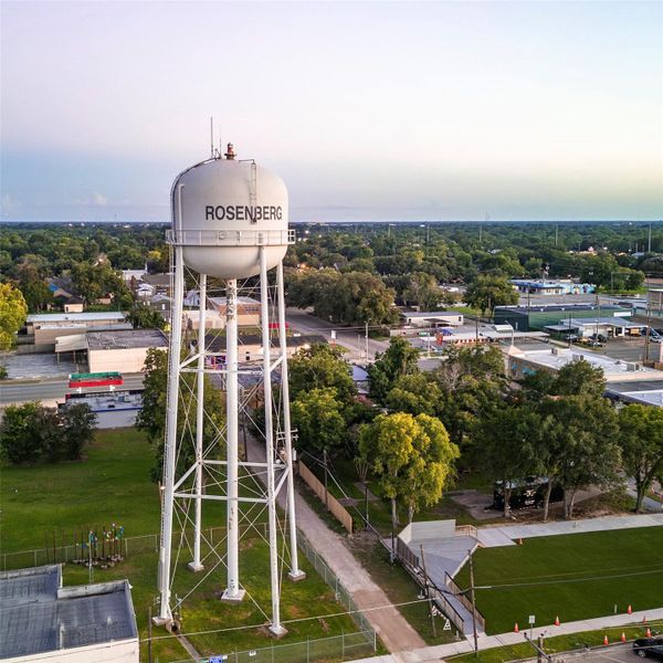 Image 35 of a home in Brookewater.