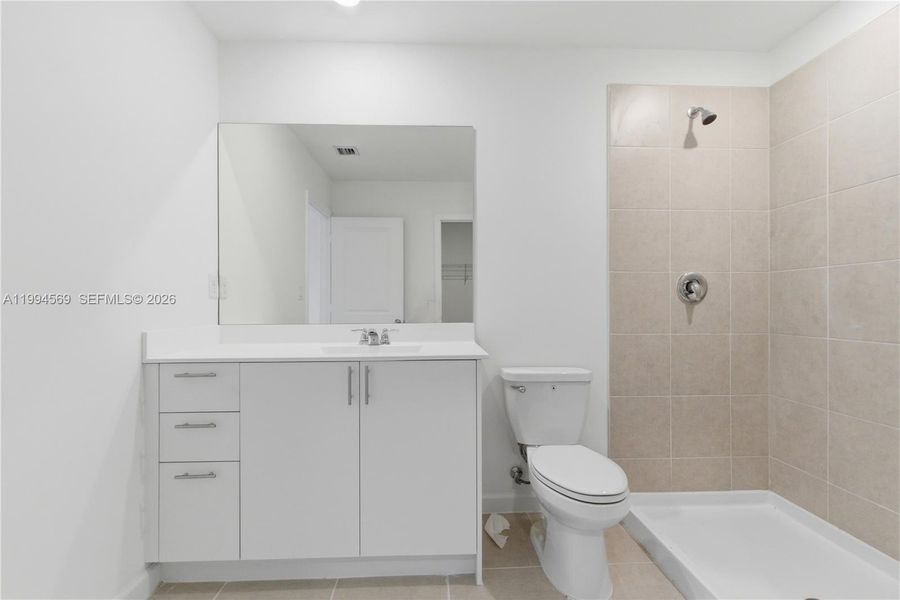 Furnished interior view inside a new home in , Homestead (Image 12).