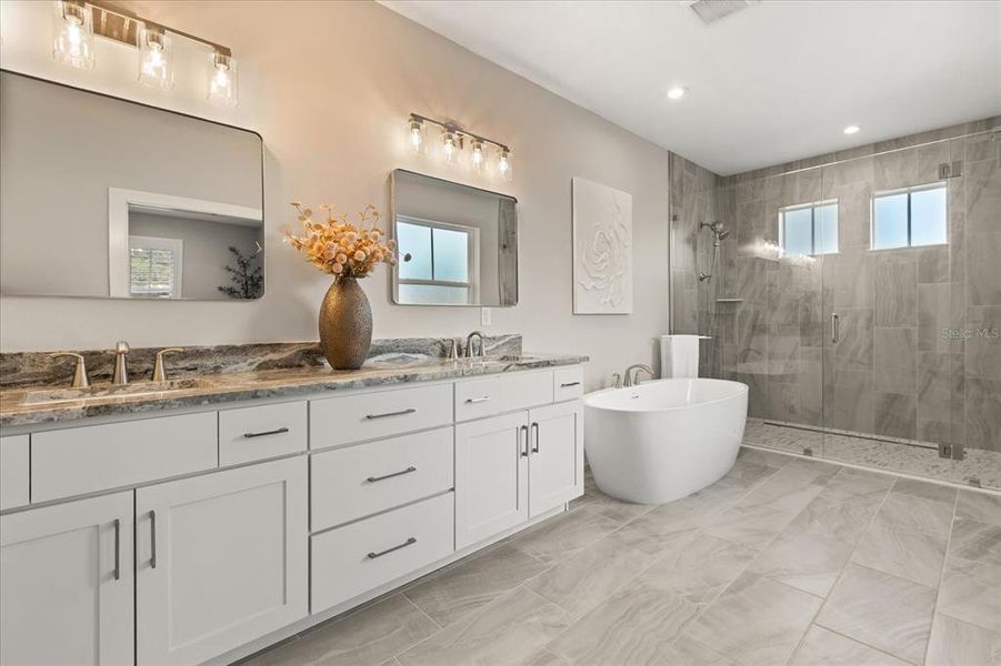 Furnished interior view inside a new home in , Winter Park (Image 10).