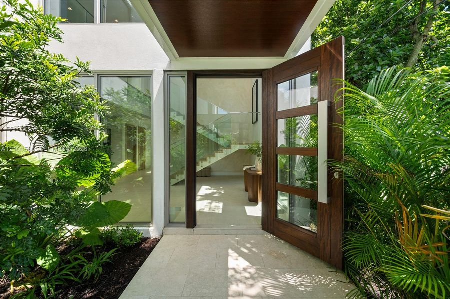 Exterior details and patio area of a home in , Miami (Image 24).