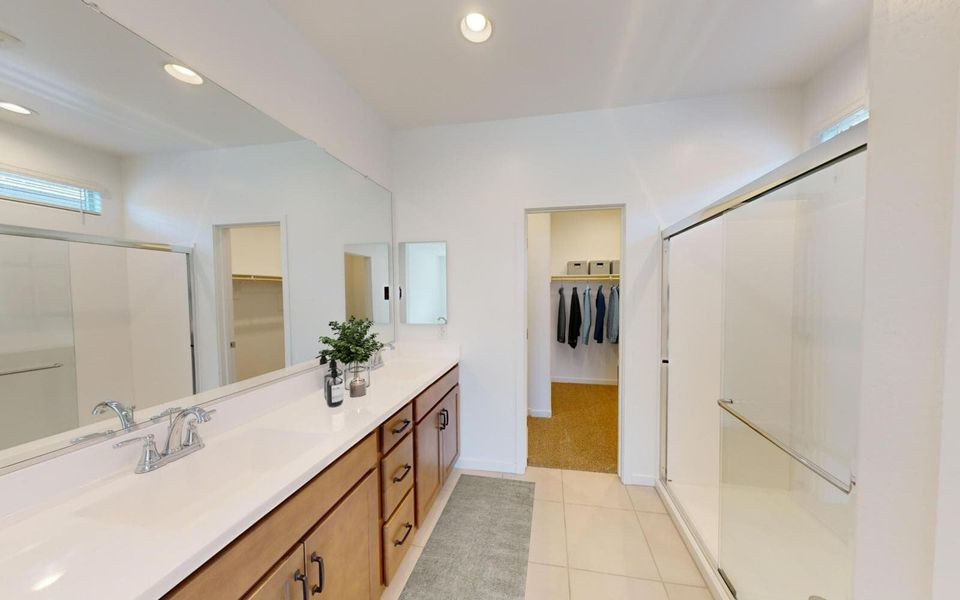 Furnished interior view inside a new home in Alamar, Avondale (Image 5).