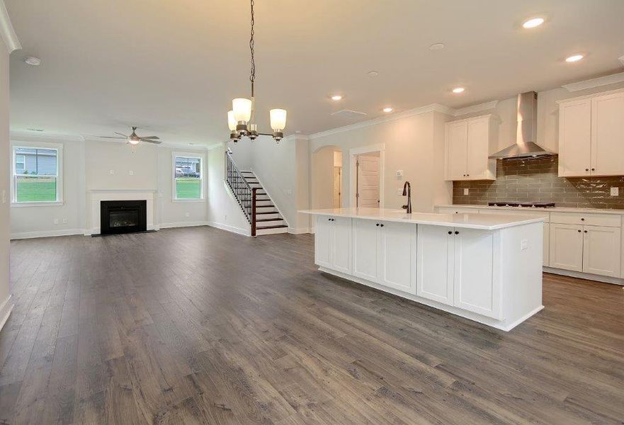 Image 24 of a home in Creek Pointe.