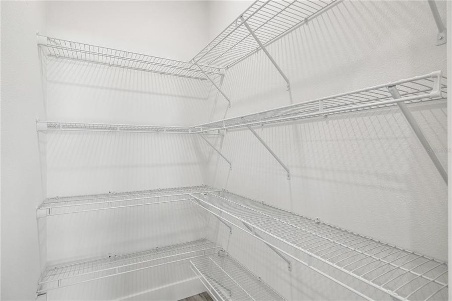 Spacious, unfurnished interior of a new home in , Ocala (Image 19).