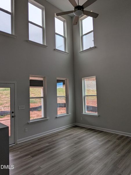 PXL_20250916_205130222.MP