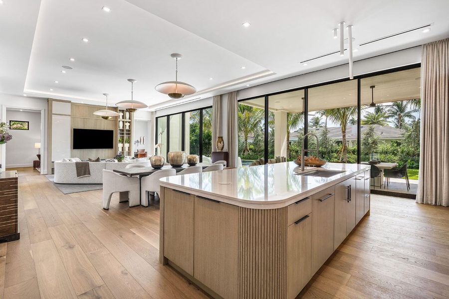 Image 80 of a home in .