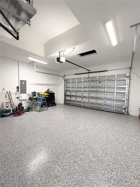 Image 28 of a home in .