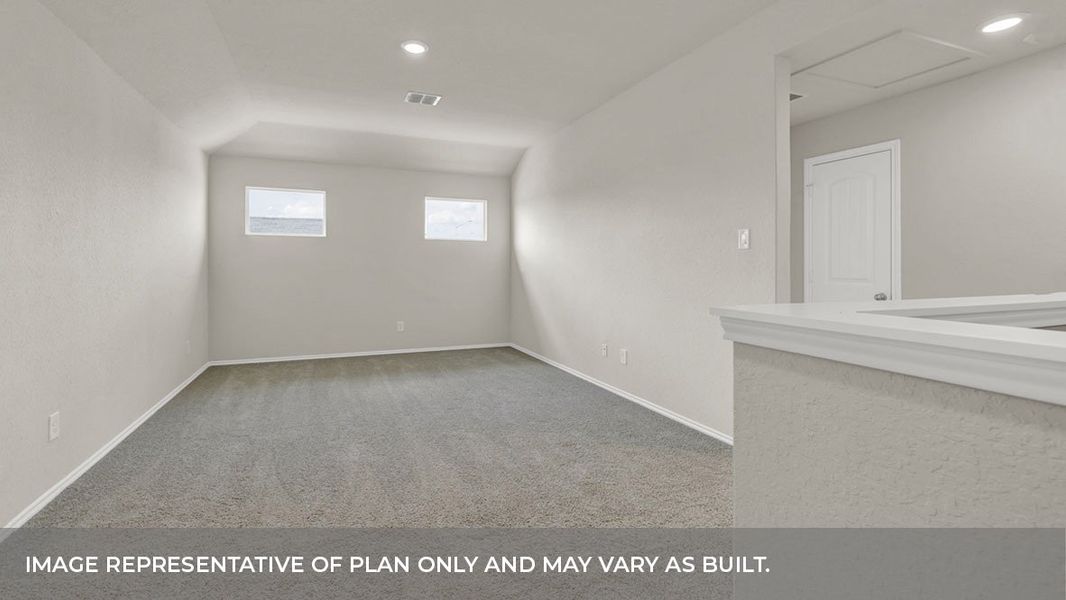 Spacious, unfurnished interior of a new home in Arroyo Ranch, Seguin (Image 26).