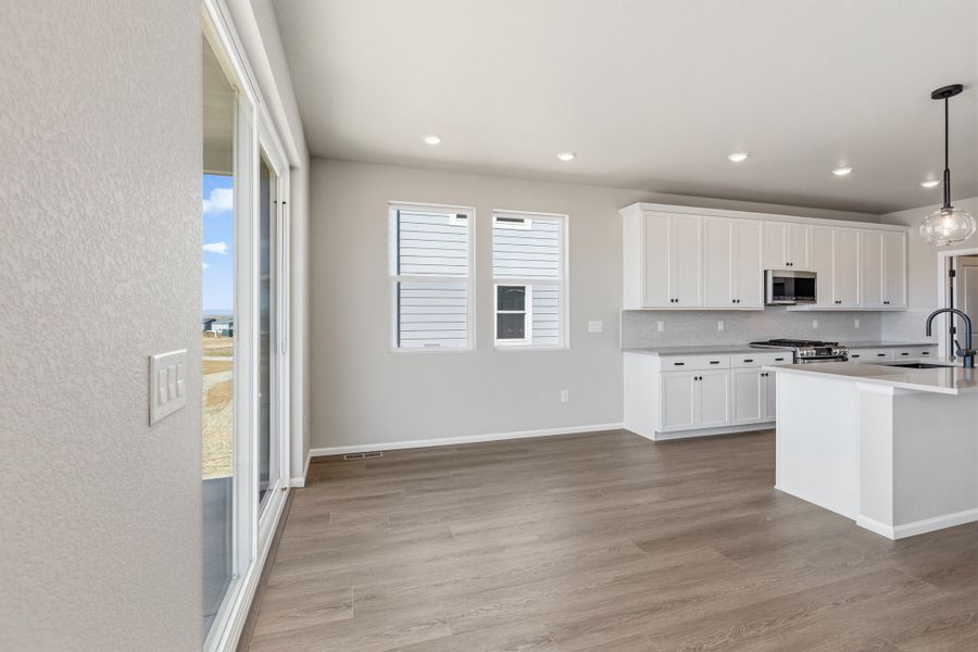 Furnished interior view inside a new home in The Estates Collection at Murphy Creek, Aurora (Image 8).