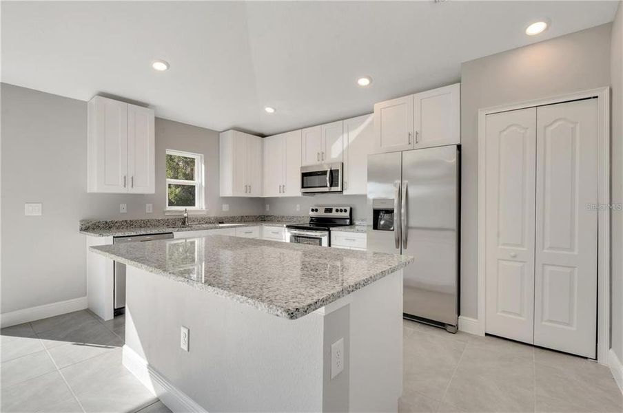 Furnished interior view inside a new home in , Kissimmee (Image 9).