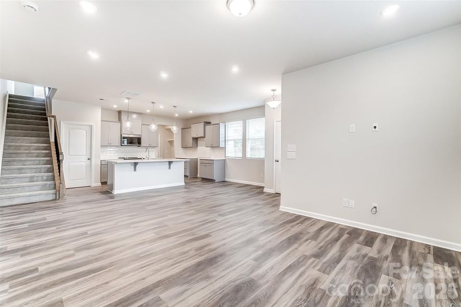 Spacious, unfurnished interior of a new home in Cheyney, Charlotte (Image 27).