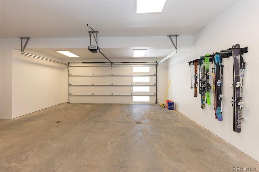 Image 35 of a home in .