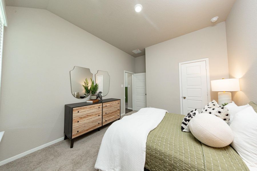 Furnished interior view inside a new home in River Ranch, Dayton (Image 30). Furnished interior view inside a new home in River Ranch, Dayton (Image 30).