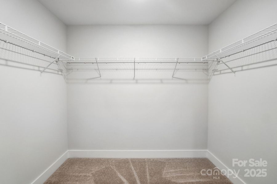 Walk in Closet Walk in Closet