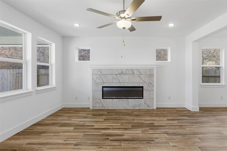 Spacious, unfurnished interior of a new home in Enclave at Cele, Pflugerville (Image 22).