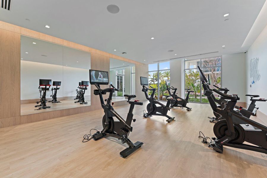 118-220LakeShoreDr-1219-WestPalmBeach-SM