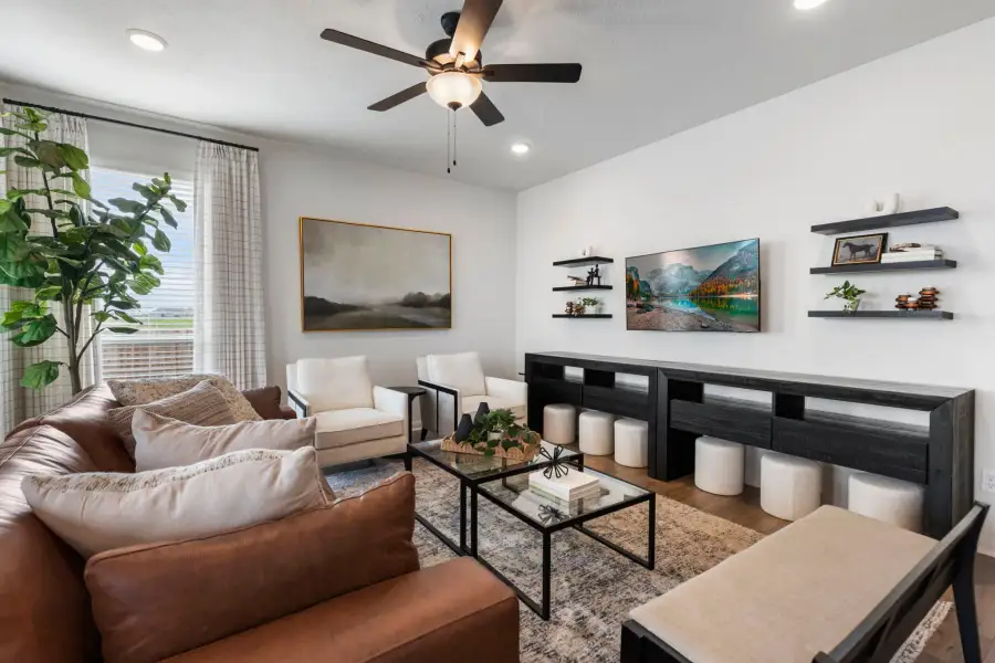 Furnished interior view inside a new home in Grand Lake, Snook (Image 14).