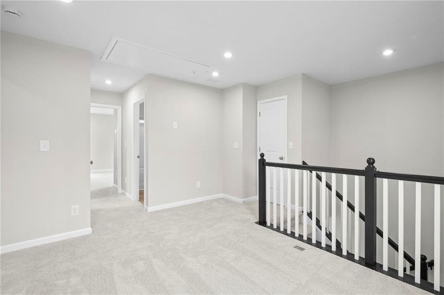 Spacious, unfurnished interior of a new home in Sage Woods, Dallas (Image 31).